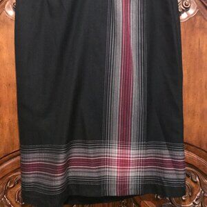 Sag Harbor Wrap Skirt with Buckle Detail - Size 20W - Excellent Condition